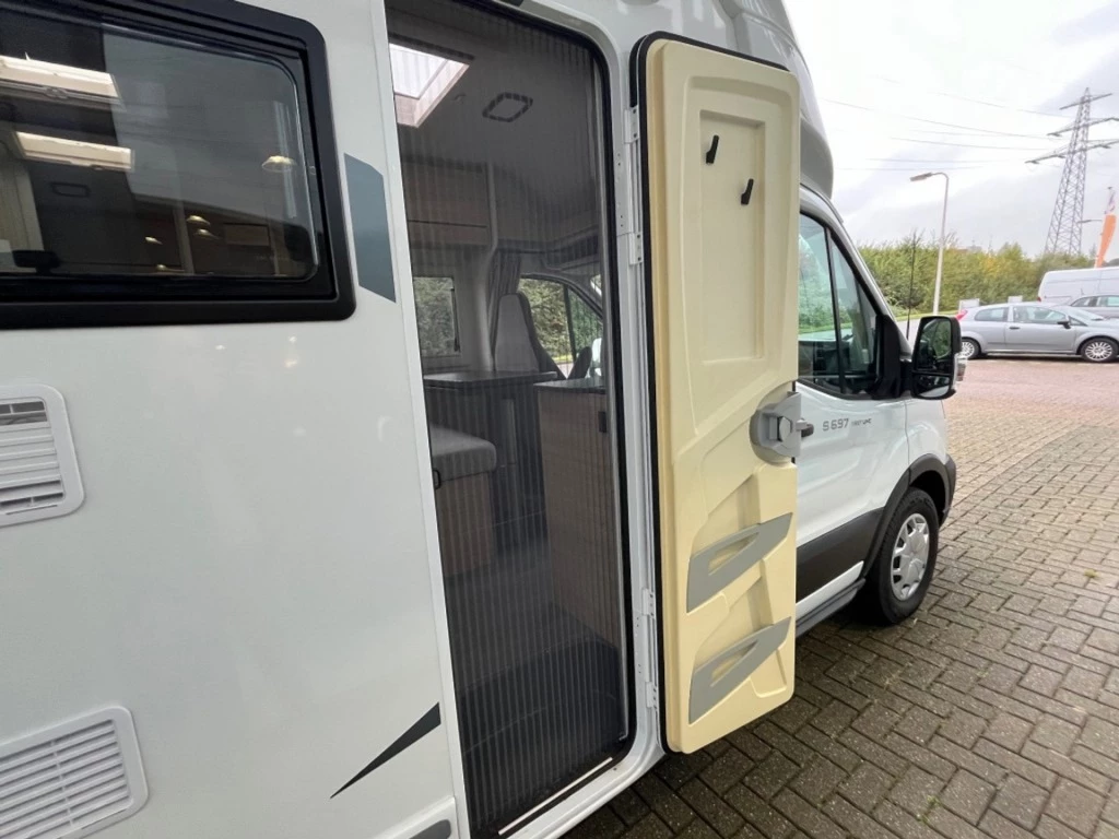 Hoofdafbeelding Chausson 697 S First Line 2.0 170pk Compact Enkel