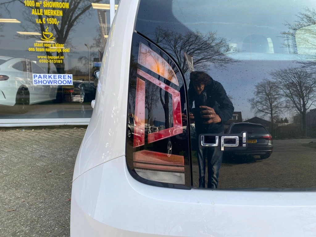 Hoofdafbeelding Volkswagen up!