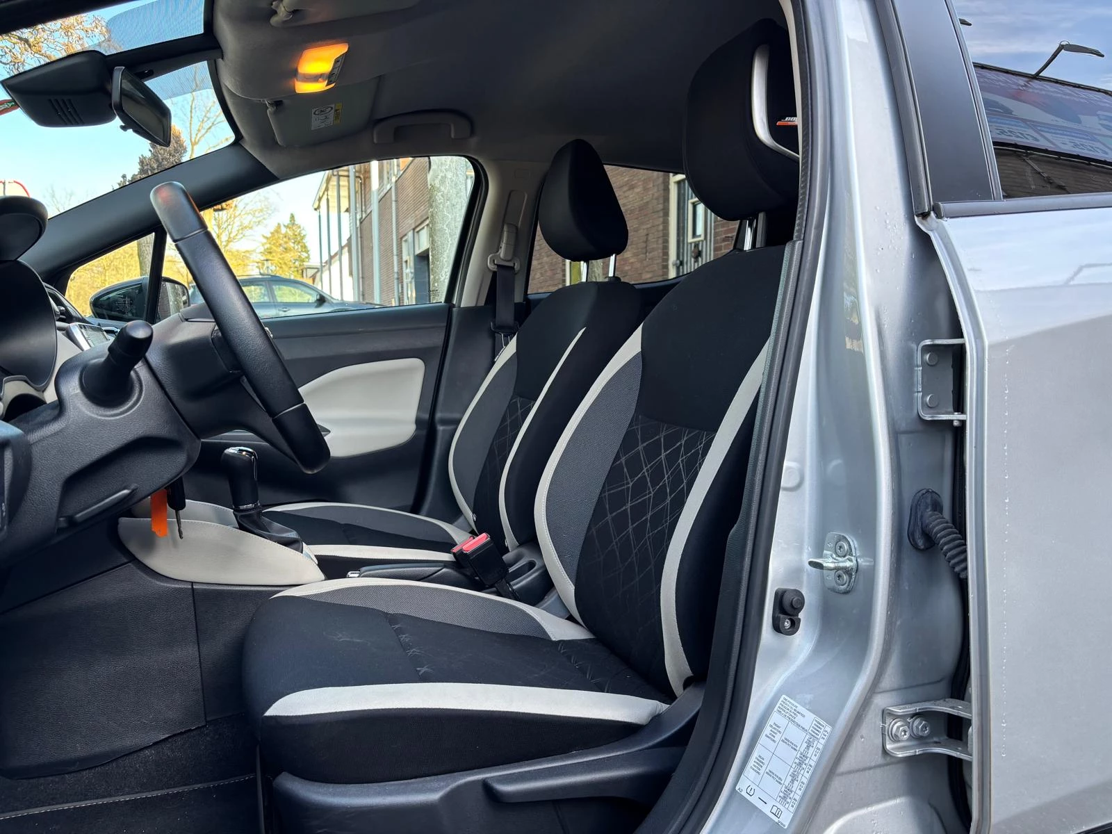 Hoofdafbeelding Nissan Micra