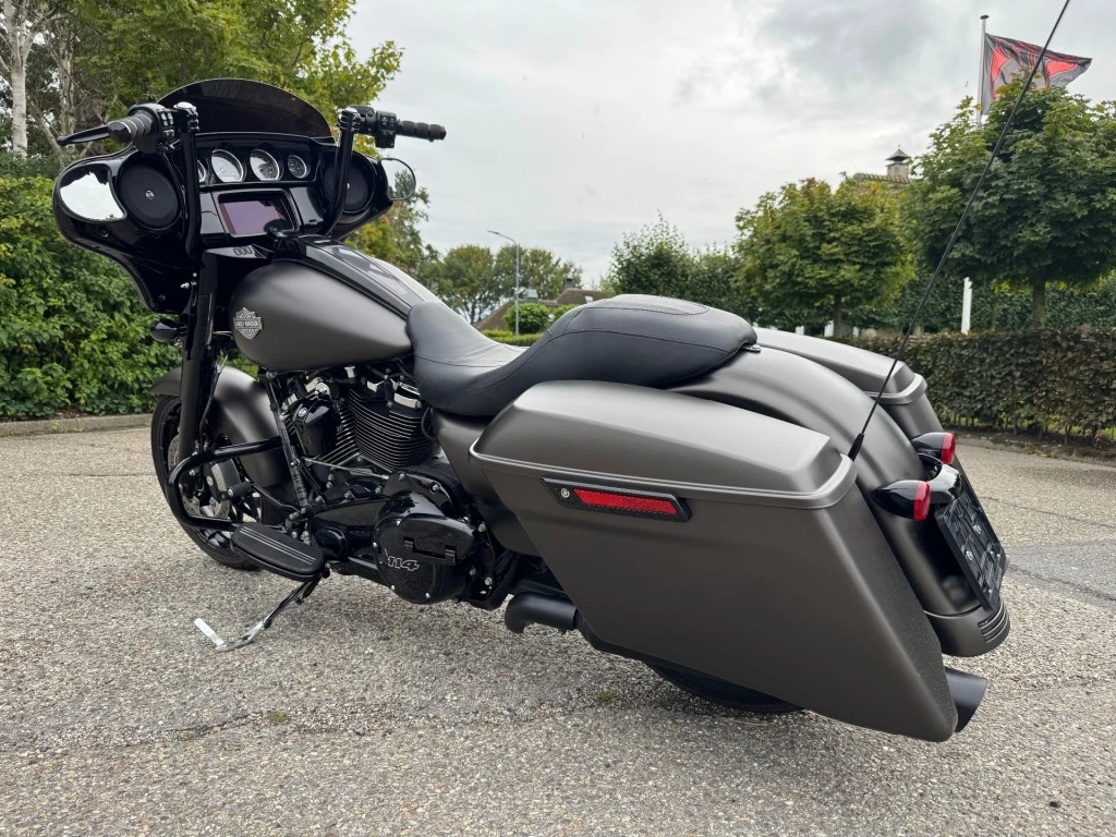 Hoofdafbeelding Harley-Davidson Street Glide
