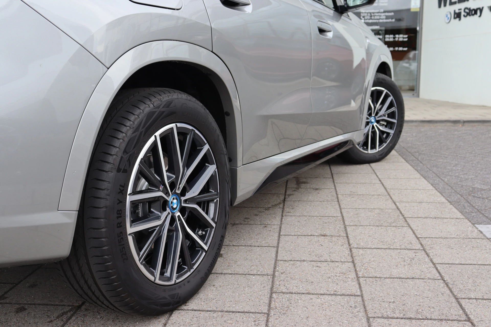 Hoofdafbeelding BMW iX1