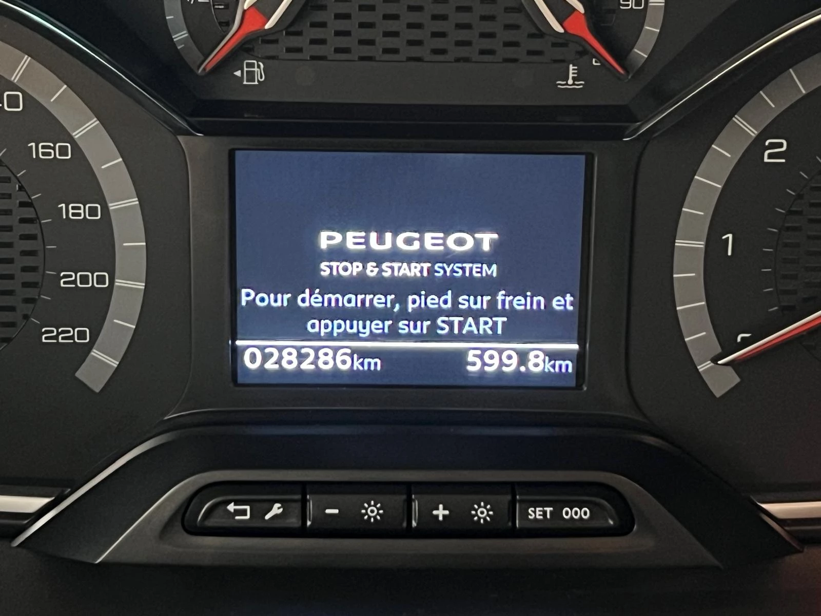 Hoofdafbeelding Peugeot Rifter