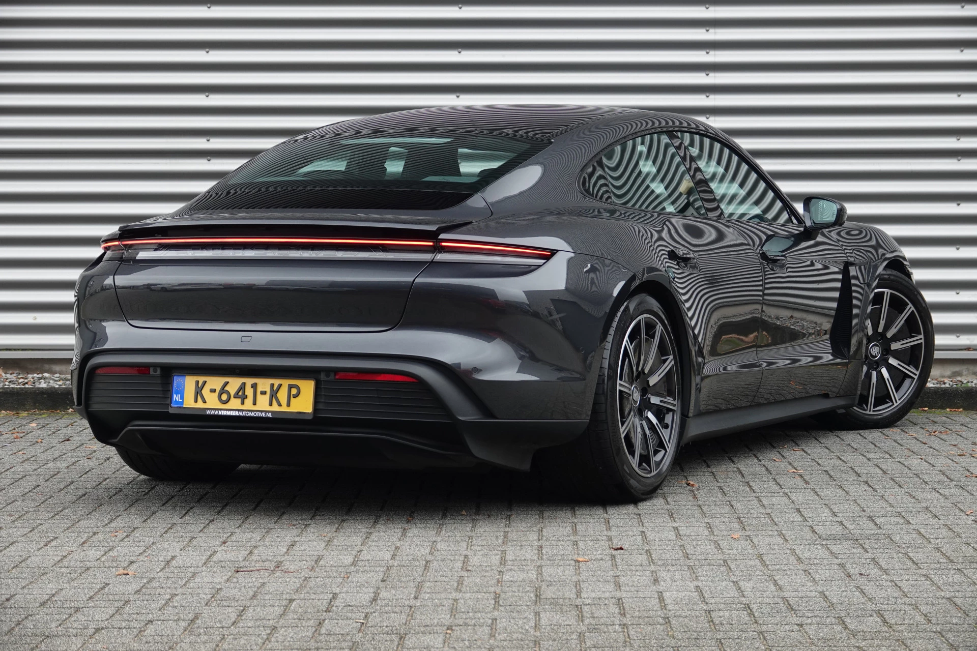 Hoofdafbeelding Porsche Taycan