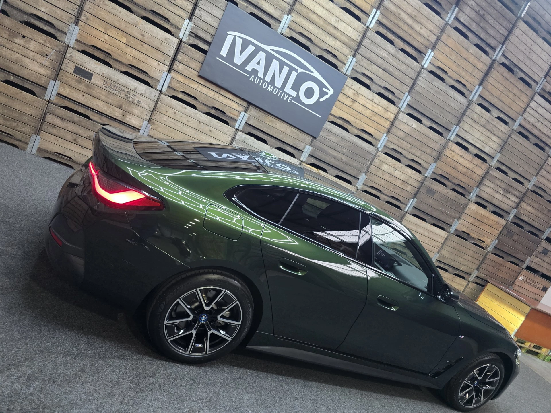 Hoofdafbeelding BMW i4