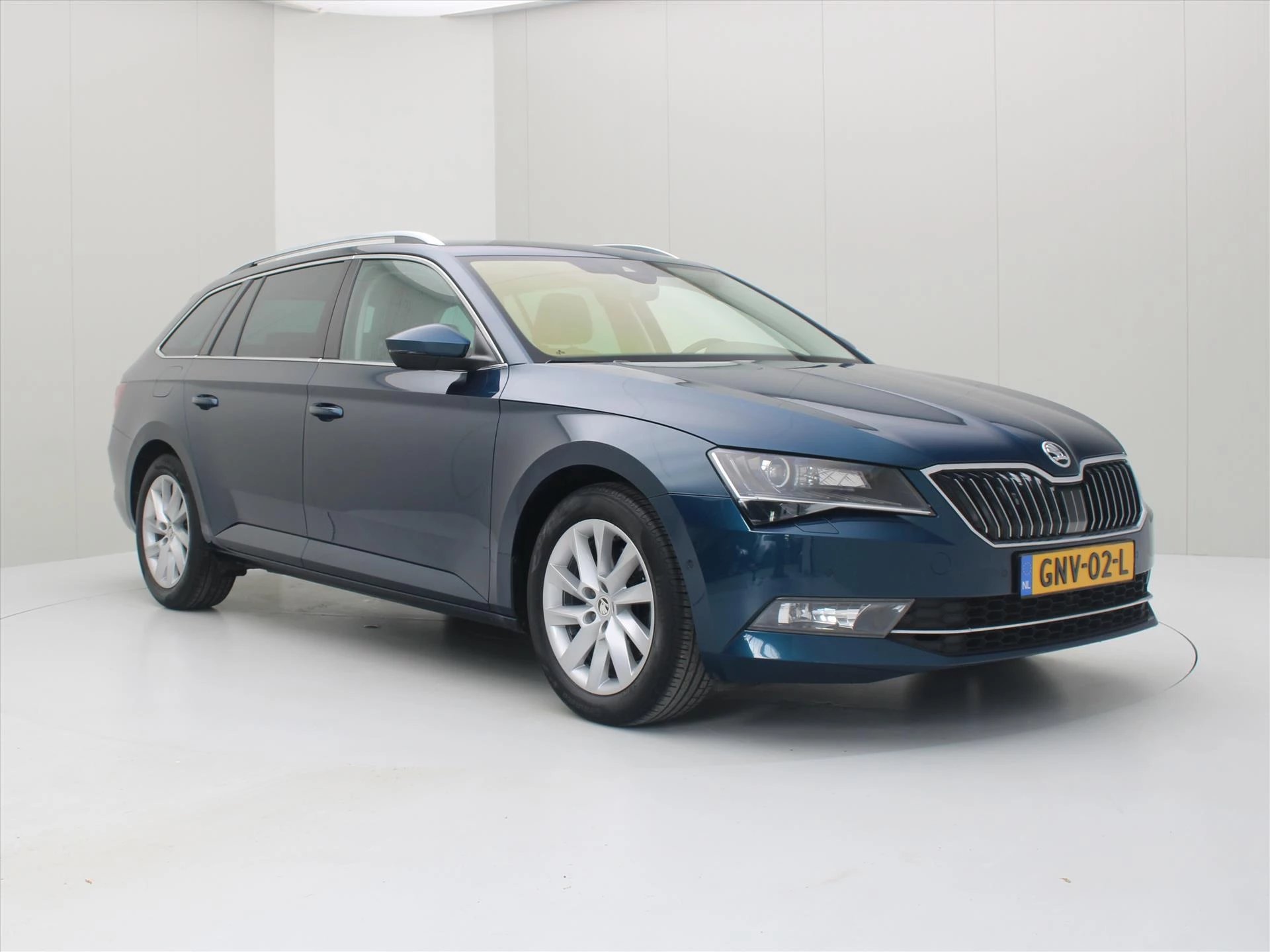 Hoofdafbeelding Škoda Superb