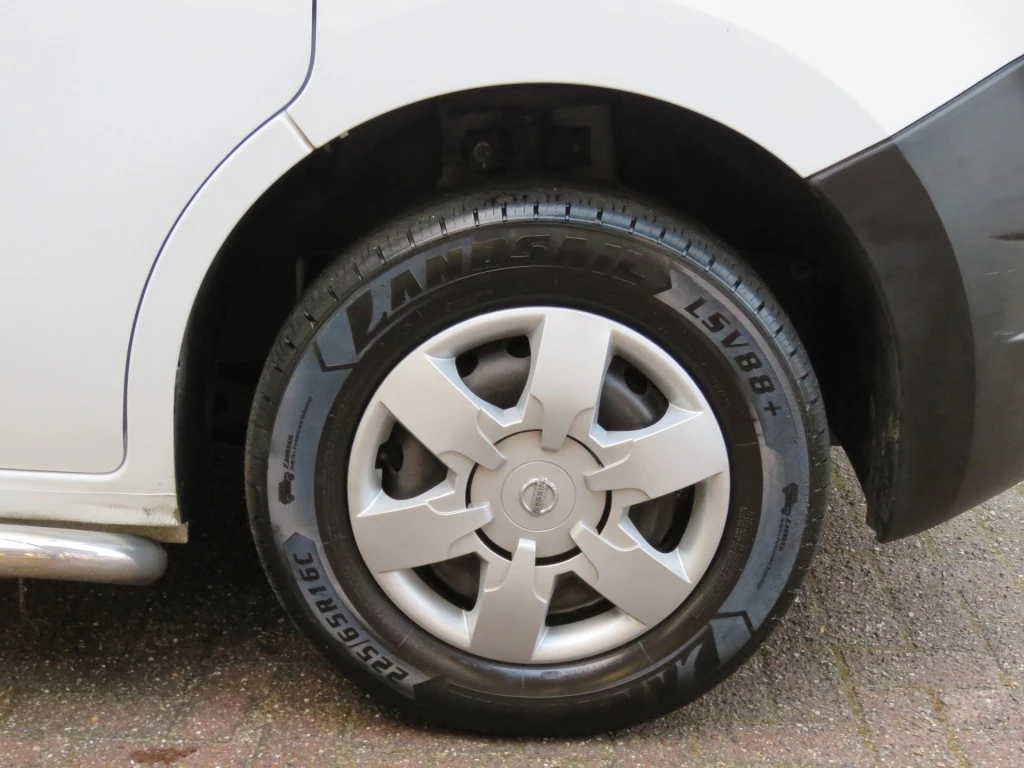 Hoofdafbeelding Nissan NV400