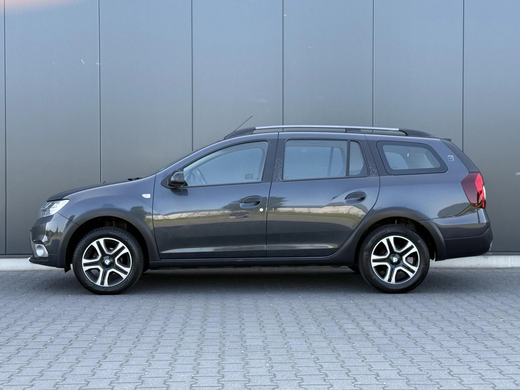 Hoofdafbeelding Dacia Logan