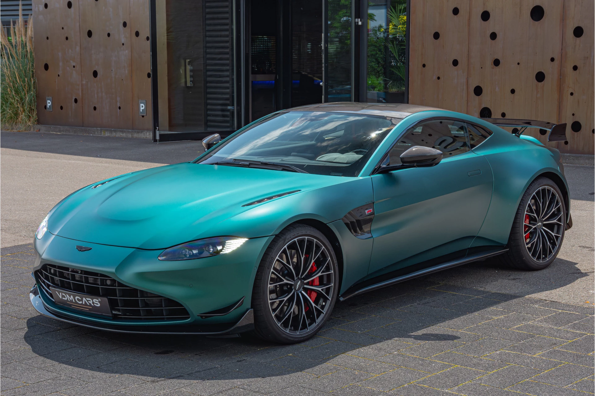 Hoofdafbeelding Aston Martin V8 Vantage