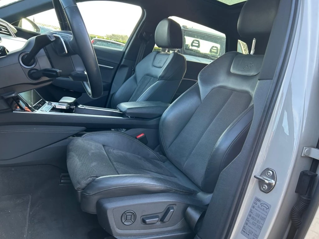 Hoofdafbeelding Audi e-tron