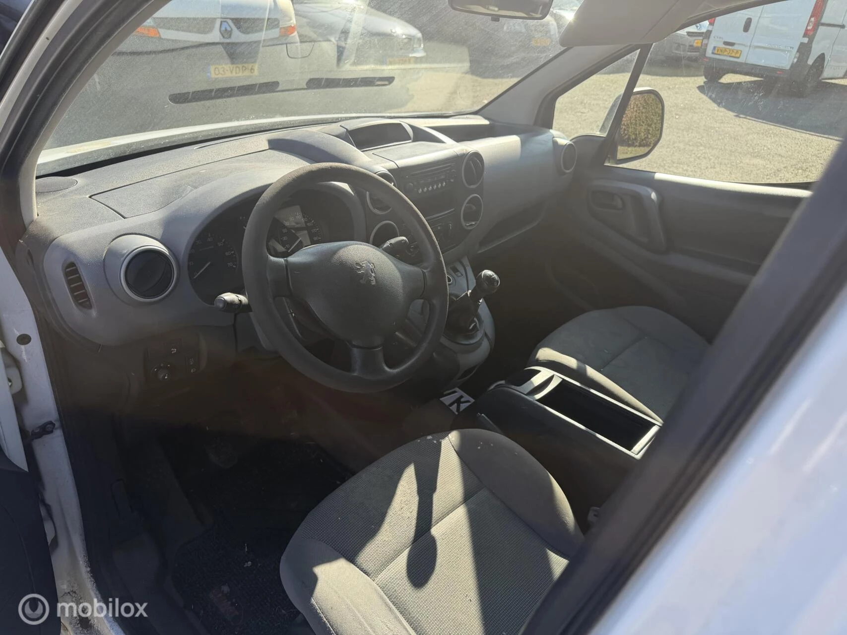 Hoofdafbeelding Peugeot Partner