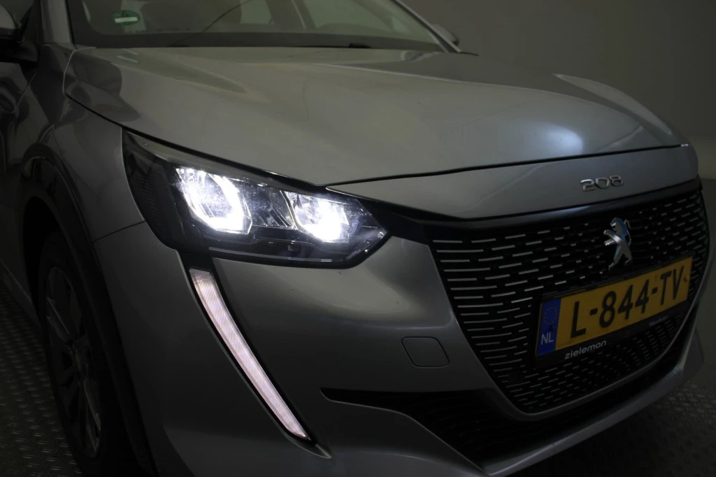Hoofdafbeelding Peugeot e-208