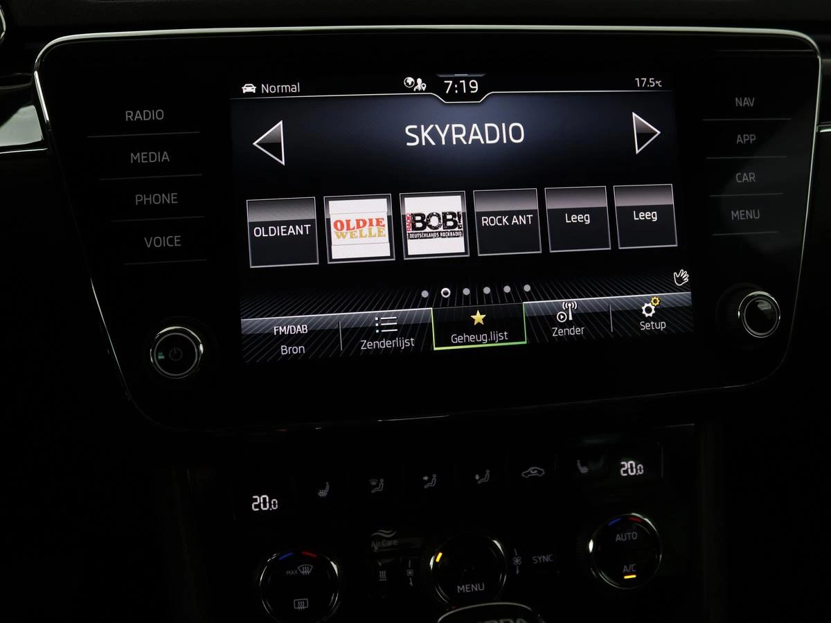 Hoofdafbeelding Škoda Superb