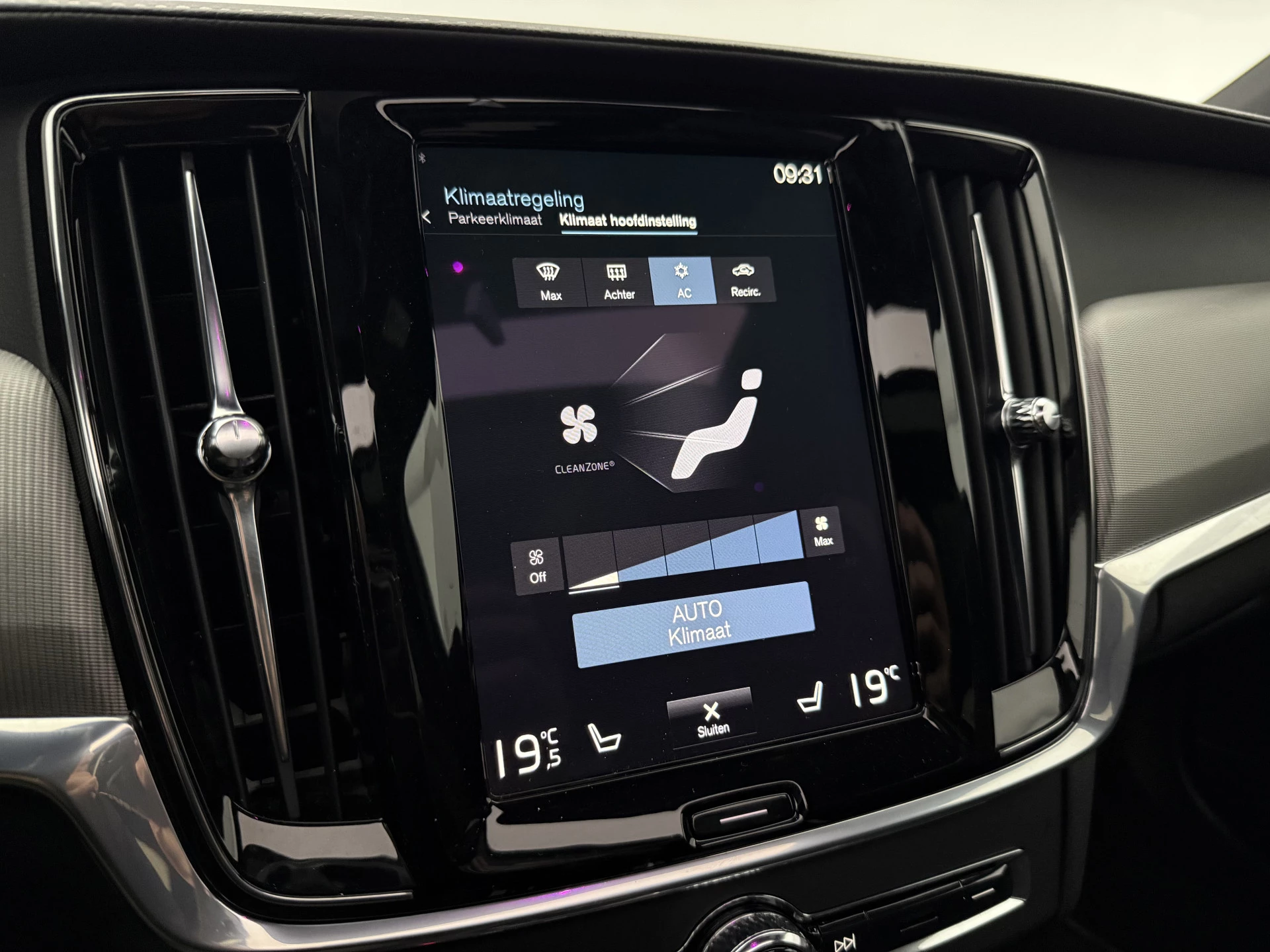 Hoofdafbeelding Volvo V90