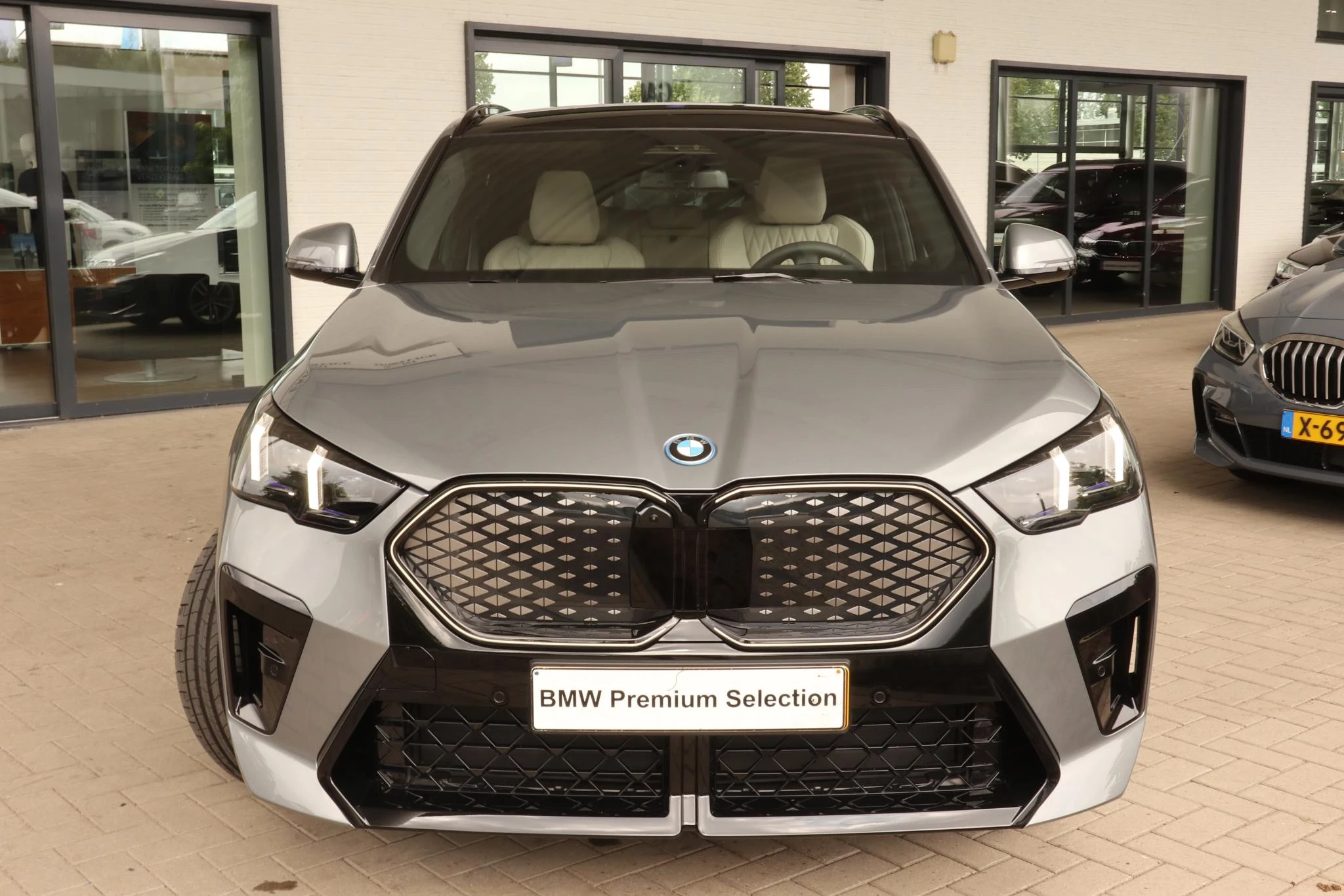 Hoofdafbeelding BMW iX2