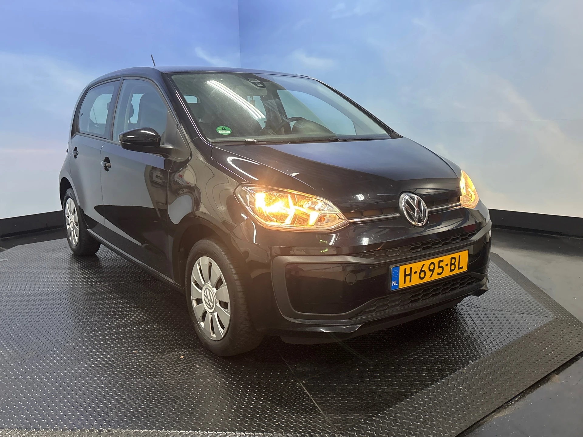 Hoofdafbeelding Volkswagen up!
