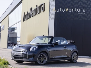 Hoofdafbeelding MINI Cabrio MINI Cabrio Mini Electric MINI Yours 33 kWh Camera + Pdc l Adapt. Cruise l 1 of 999 l Elektrisch l Harman Kardon