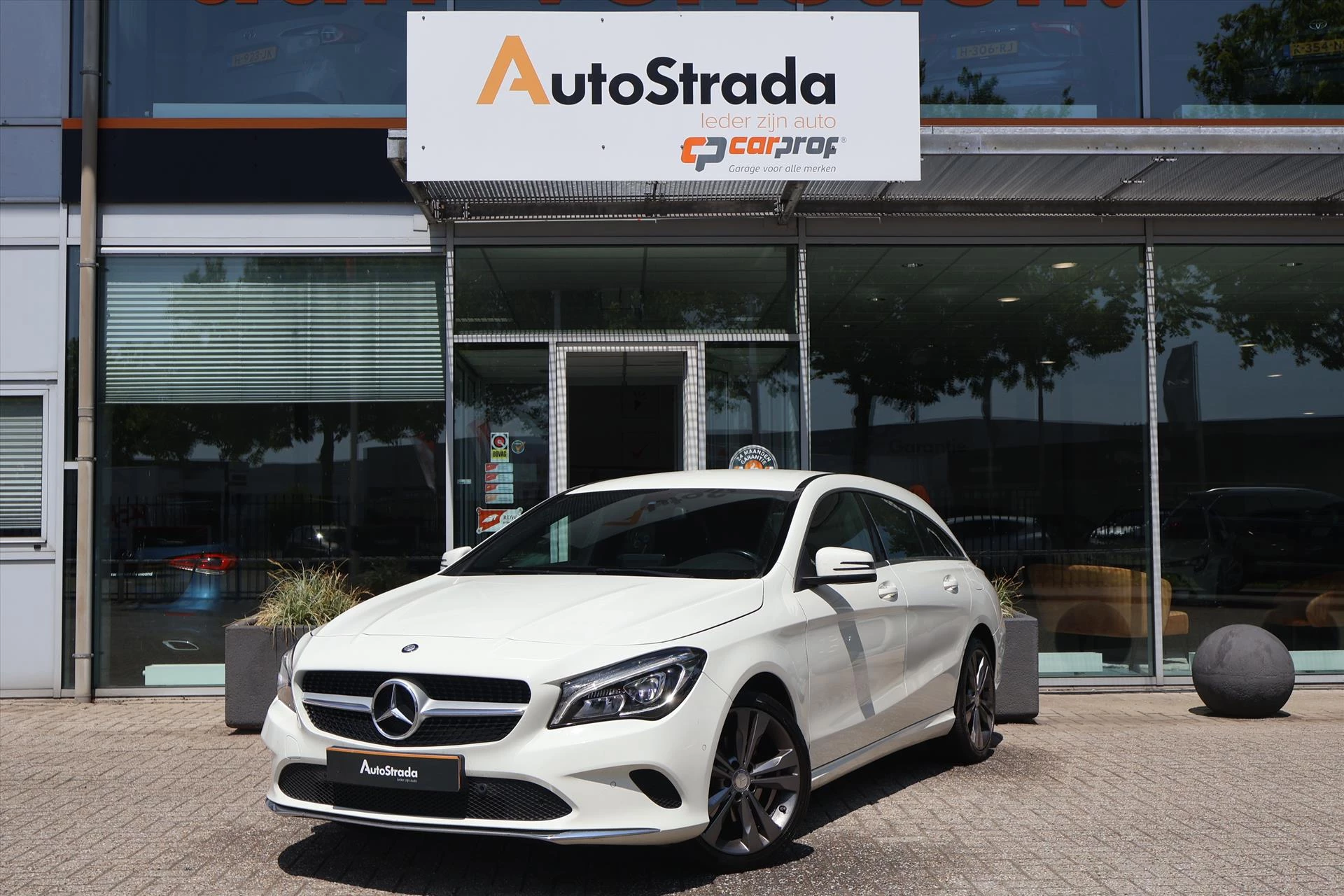 Hoofdafbeelding Mercedes-Benz CLA