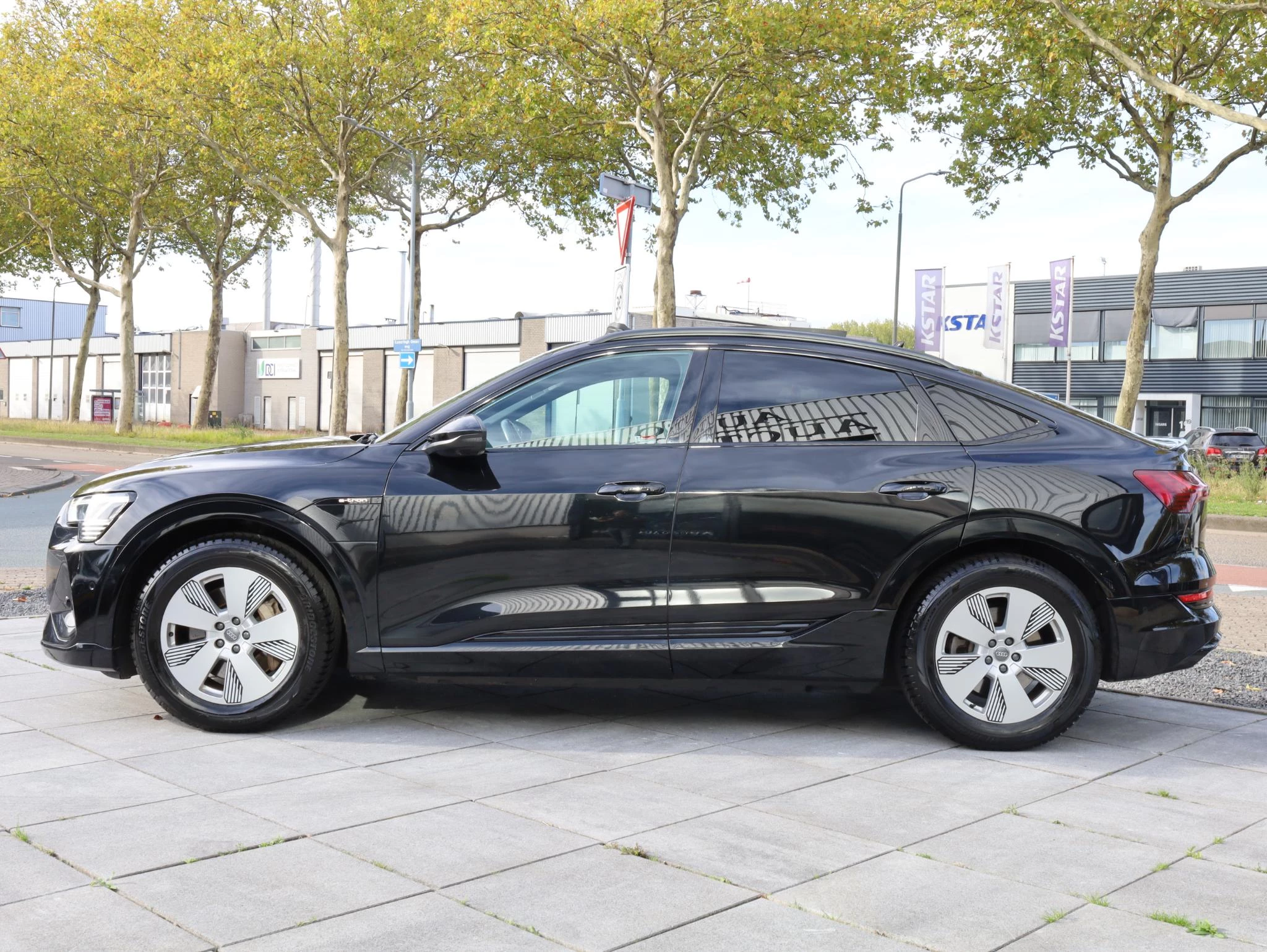 Hoofdafbeelding Audi e-tron