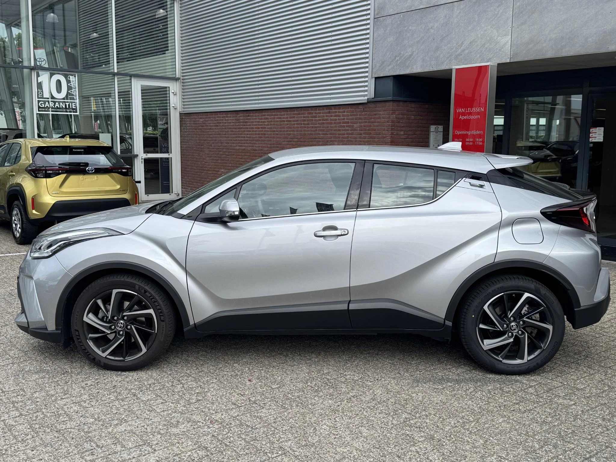 Hoofdafbeelding Toyota C-HR