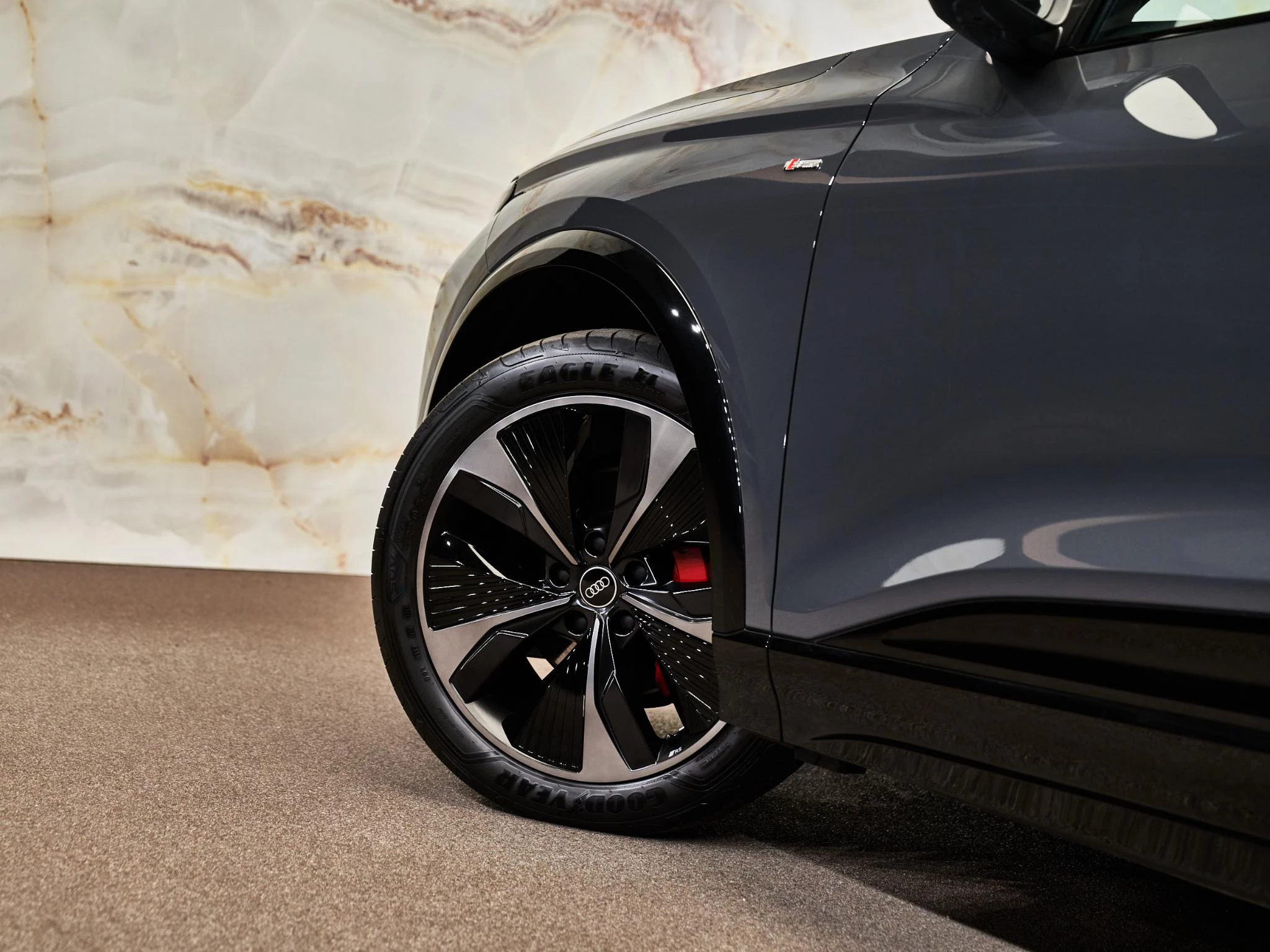 Hoofdafbeelding Audi Q6 e-tron