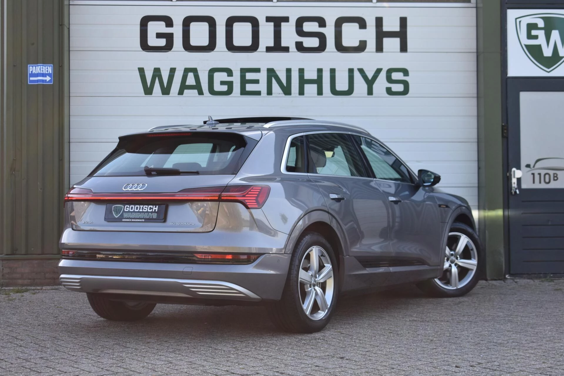 Hoofdafbeelding Audi e-tron