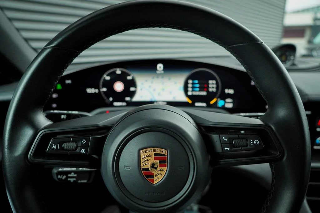 Hoofdafbeelding Porsche Taycan