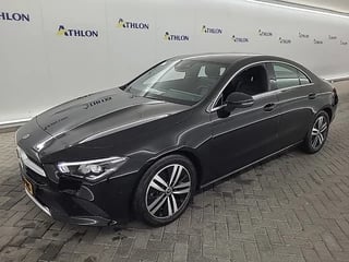 Mercedes-Benz CLA 200 Business Solution Luxury [CAMERA, GROOT NAVIGATIE, APPLE CARPLAY, STOELVERWARMING, SPORTSTOELEN, SFEERVERLICHTING, CRUISE CONTROL, CLIMATE, NIEUWSTAAT]