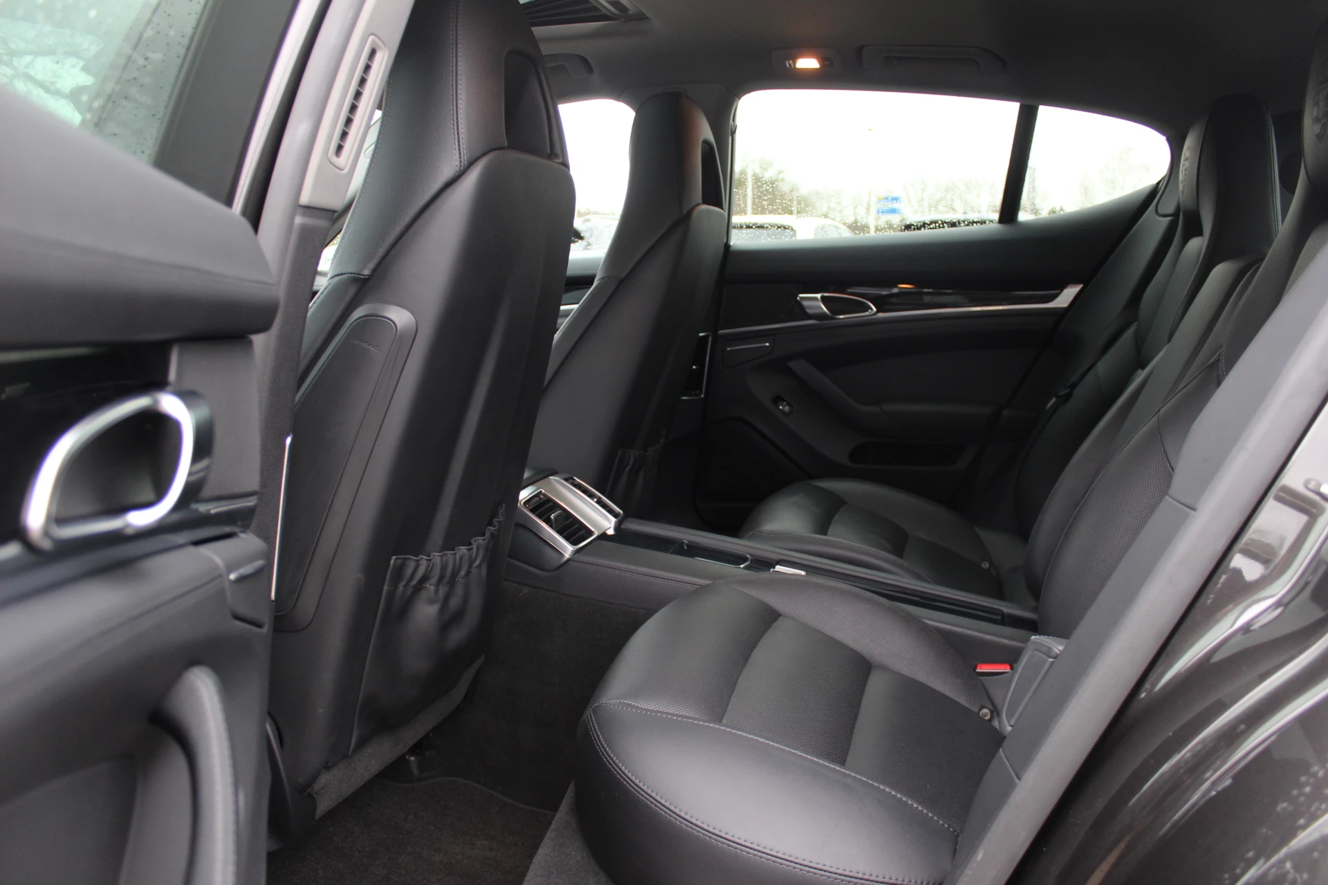 Hoofdafbeelding Porsche Panamera