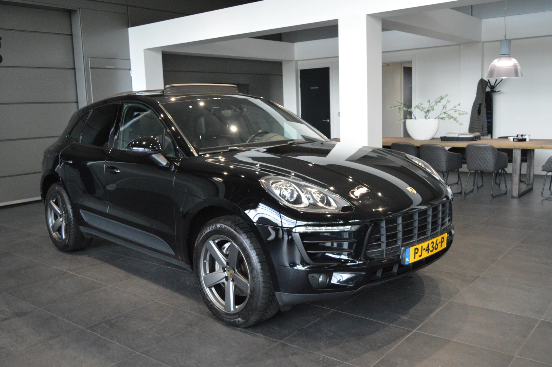 Hoofdafbeelding Porsche Macan