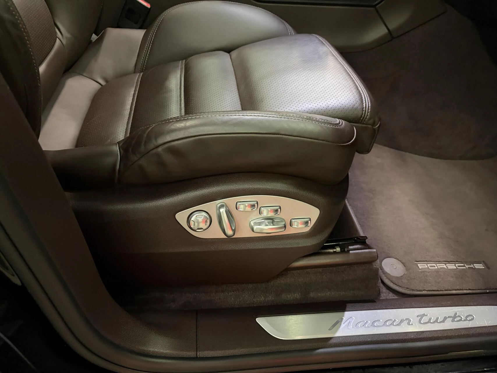 Hoofdafbeelding Porsche Macan