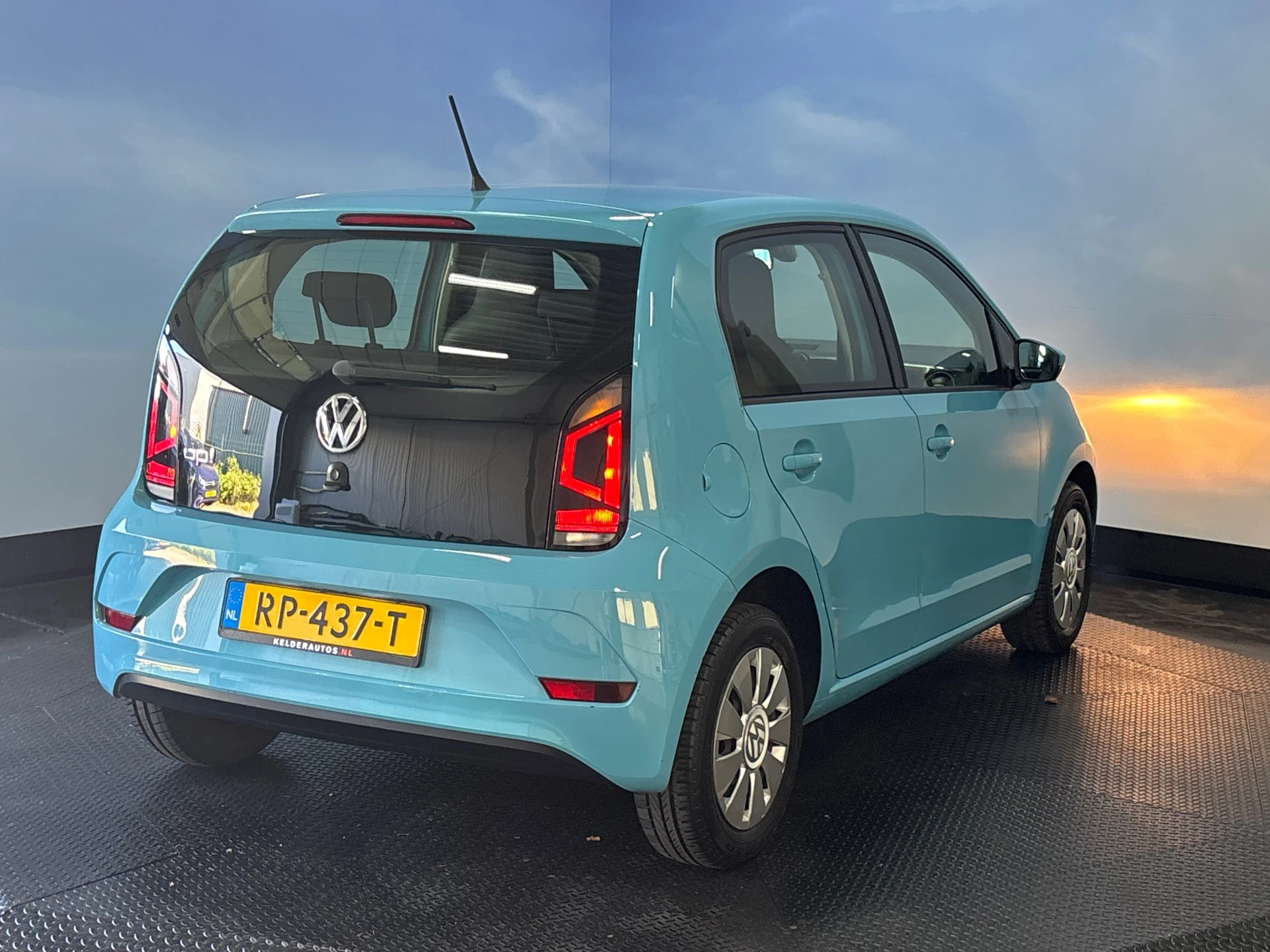 Hoofdafbeelding Volkswagen up!