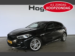 BMW 1 Serie 118i High Executive Automaat M-Pakket Navigatie Carplay Dealer Onderhouden! Inruil Mogelijk!