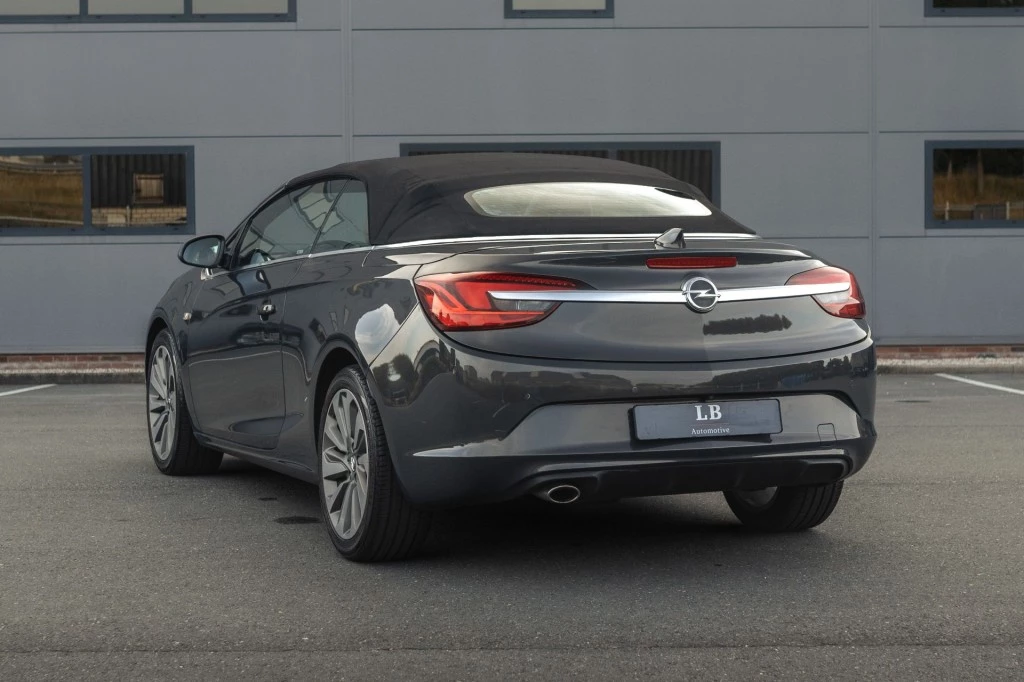 Hoofdafbeelding Opel Cascada