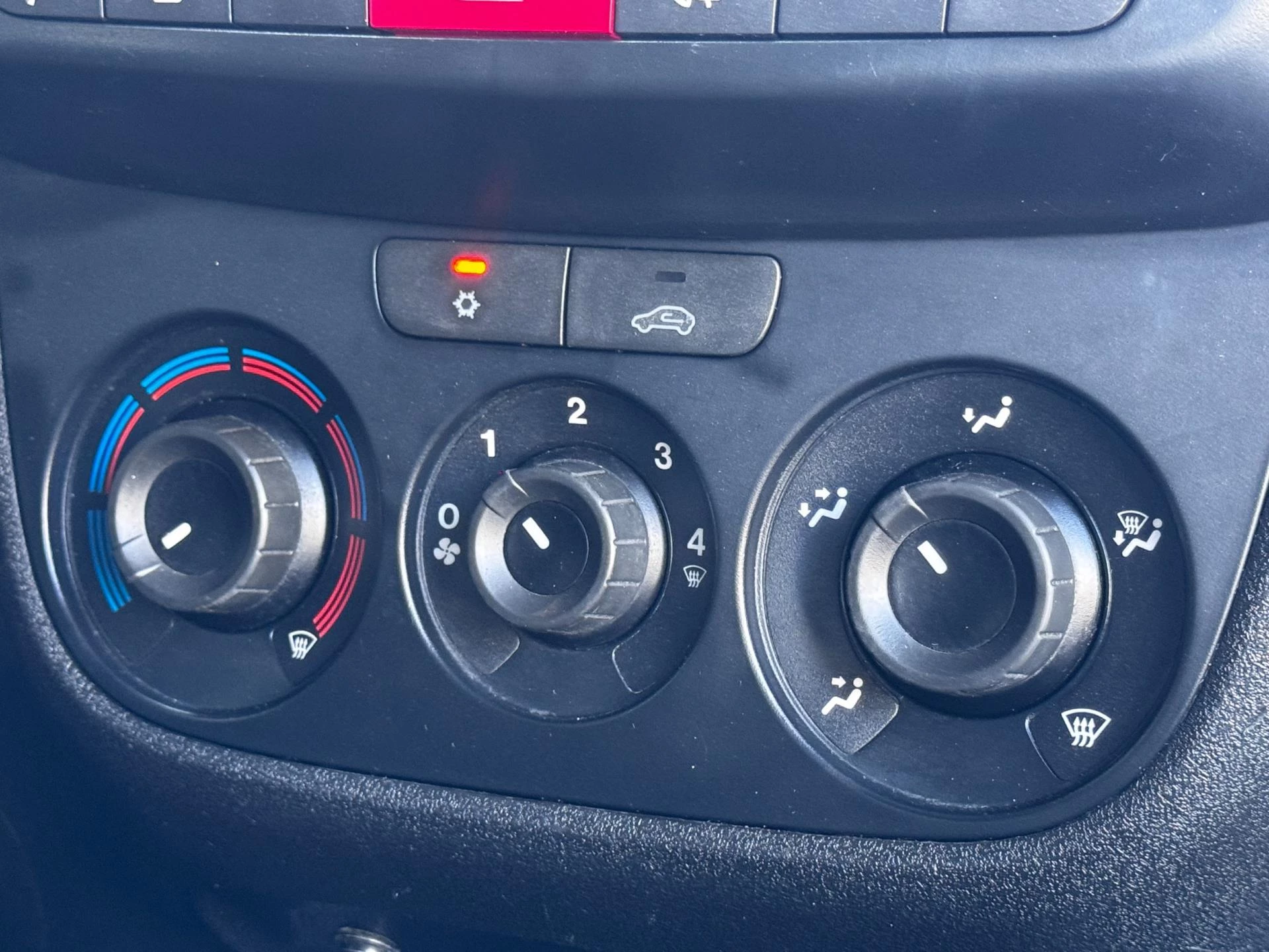 Hoofdafbeelding Opel Combo