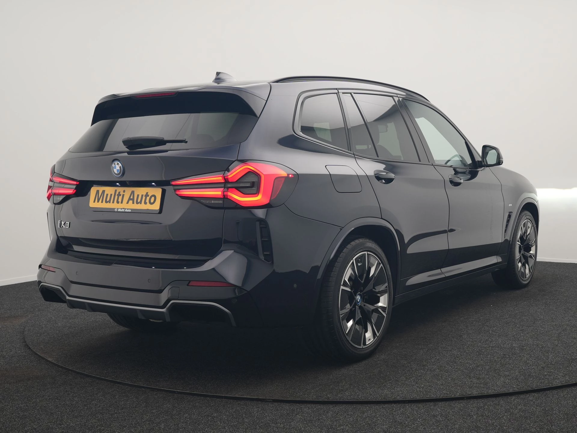 Hoofdafbeelding BMW iX3