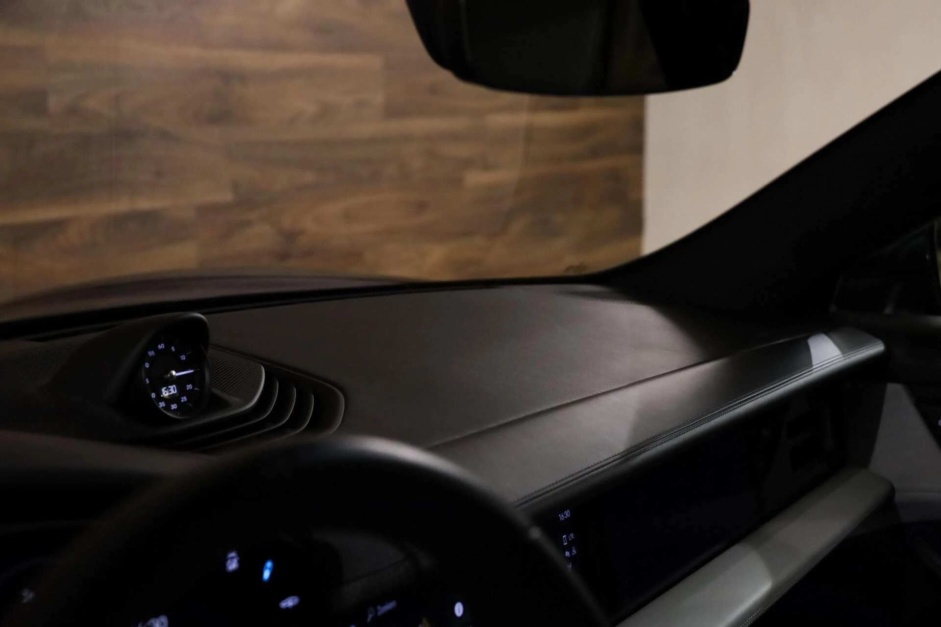 Hoofdafbeelding Porsche Taycan