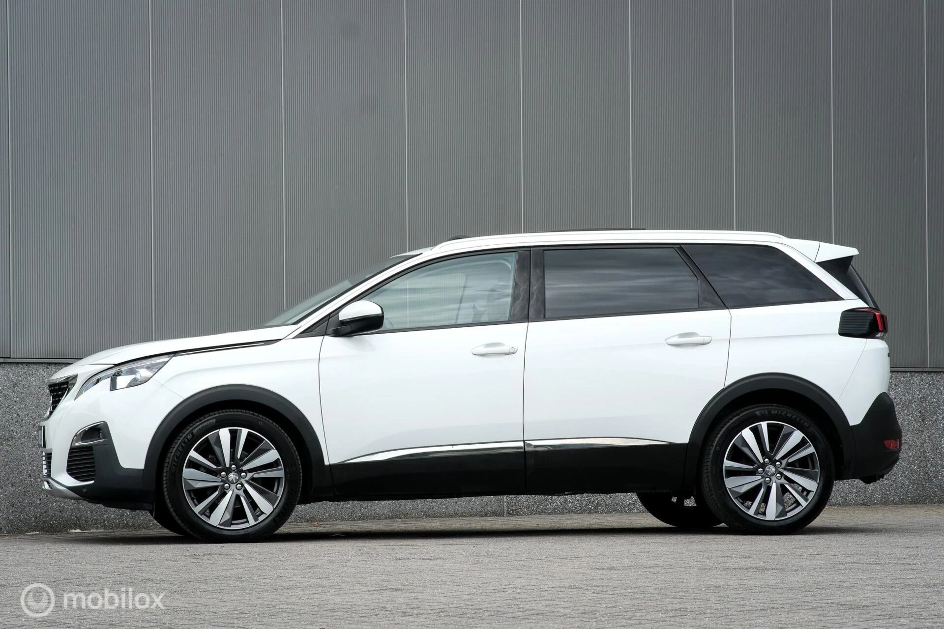 Hoofdafbeelding Peugeot 5008