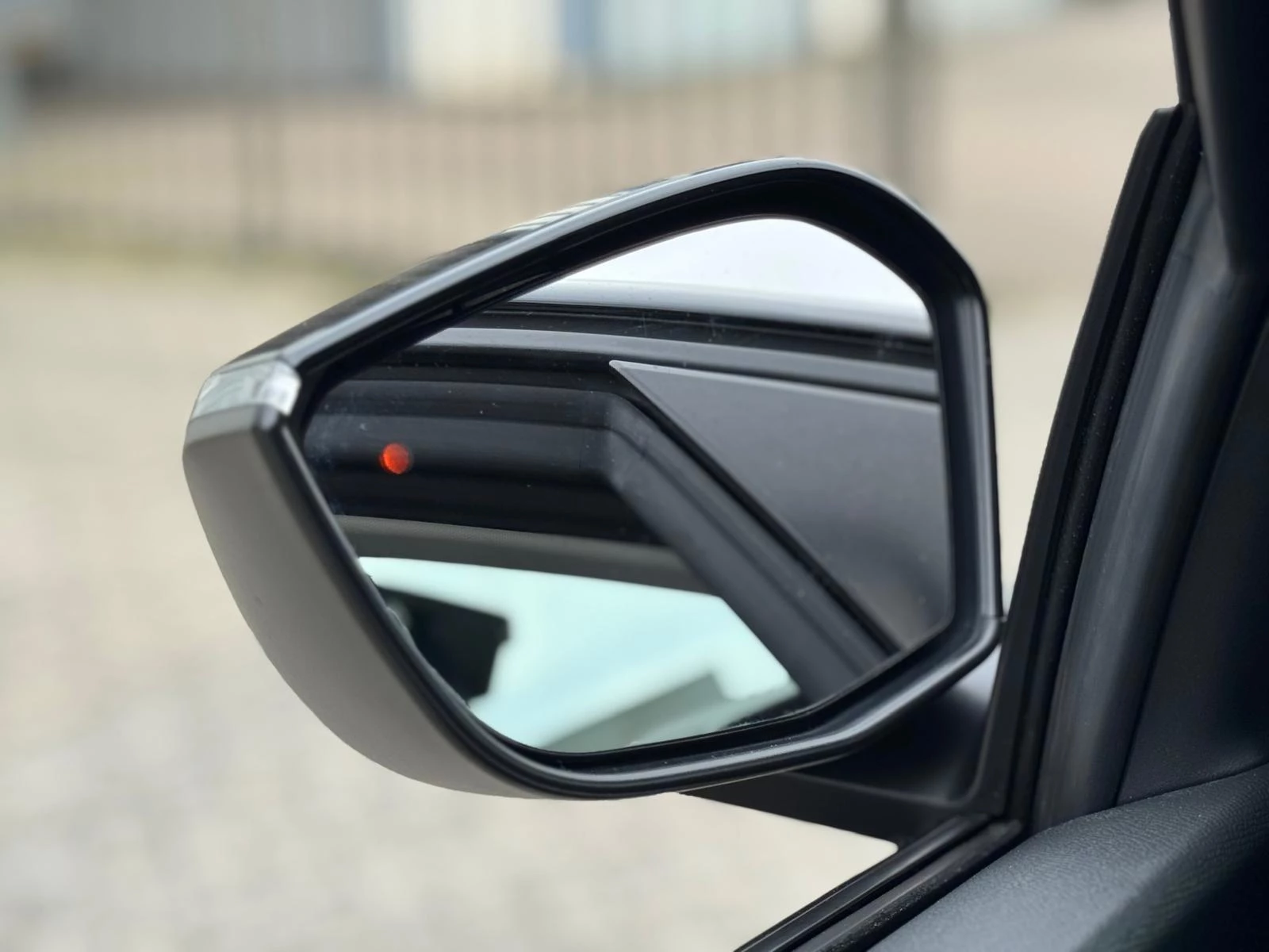 Hoofdafbeelding Citroën ë-C4