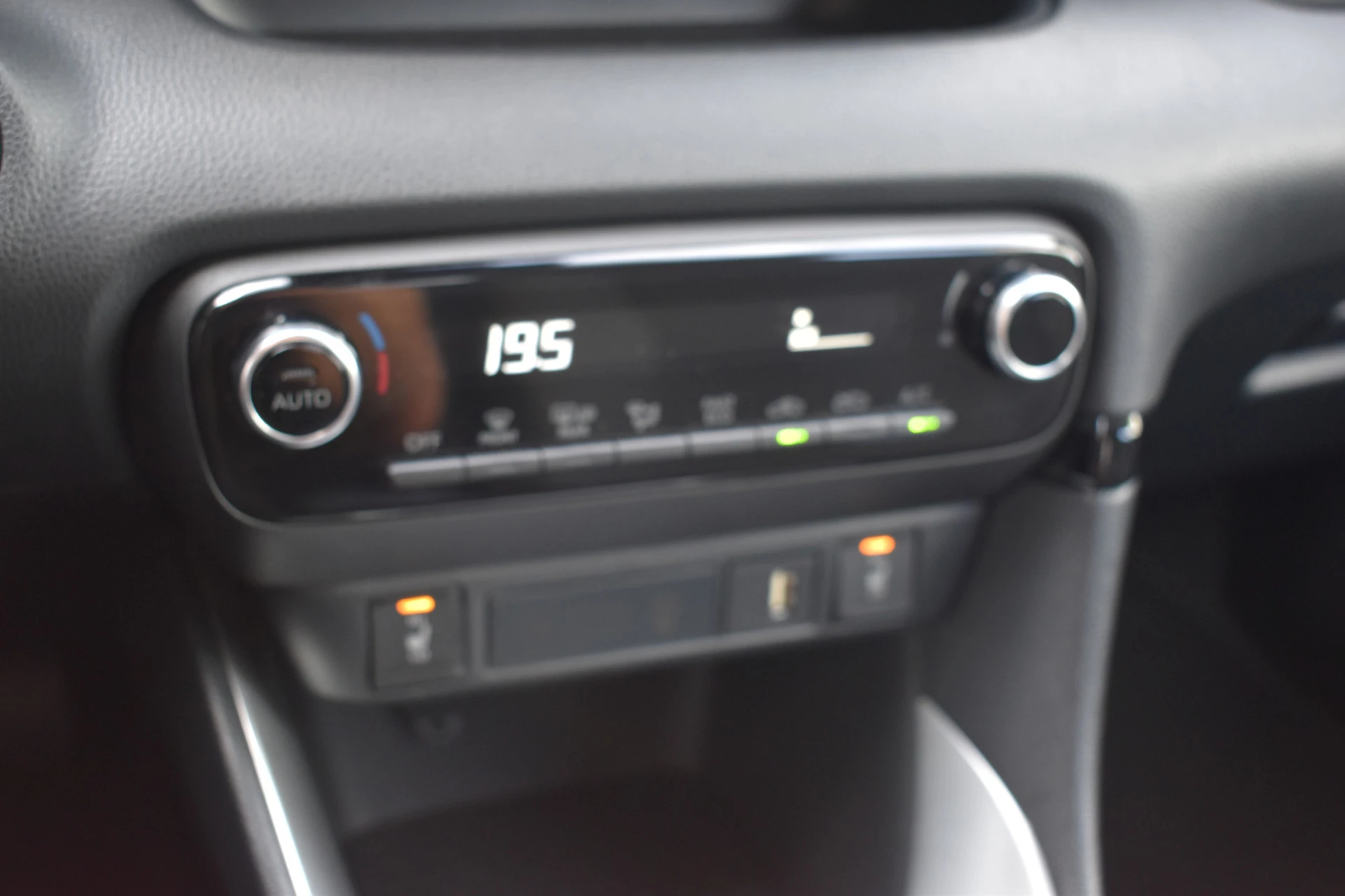 Hoofdafbeelding Mazda 2 Hybrid