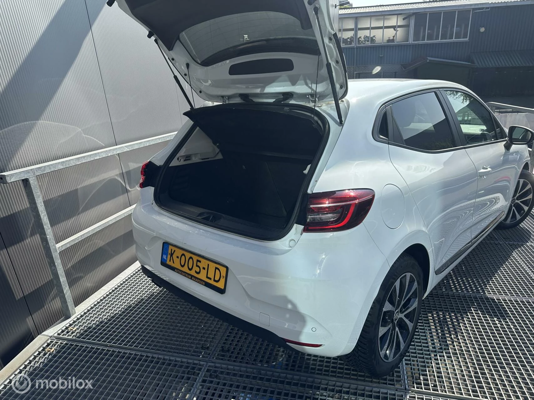 Hoofdafbeelding Renault Clio