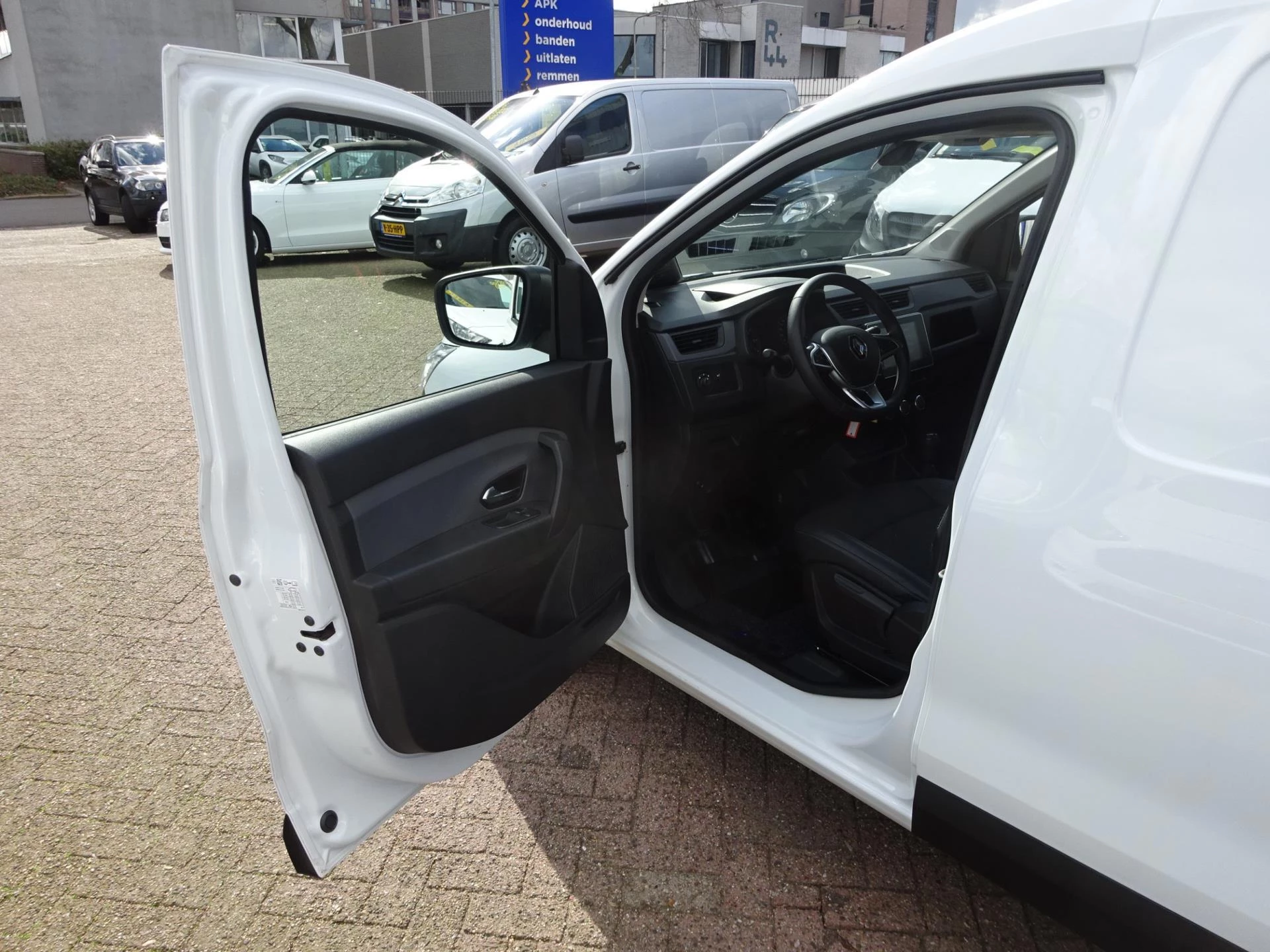 Hoofdafbeelding Renault Express