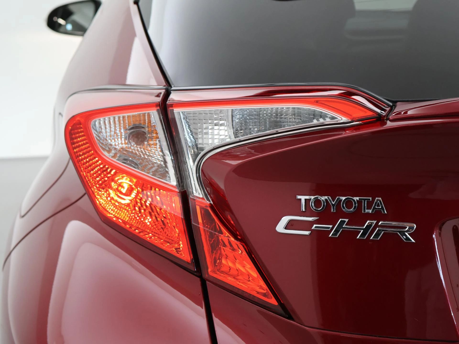 Hoofdafbeelding Toyota C-HR