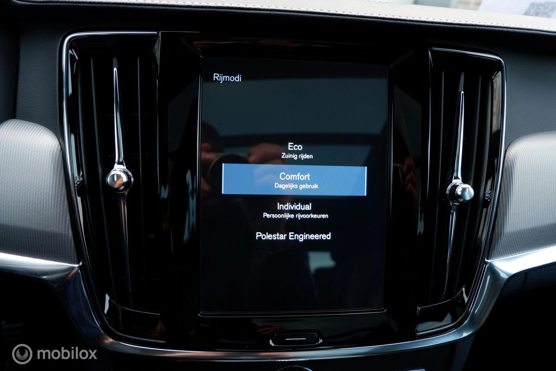 Hoofdafbeelding Volvo V90