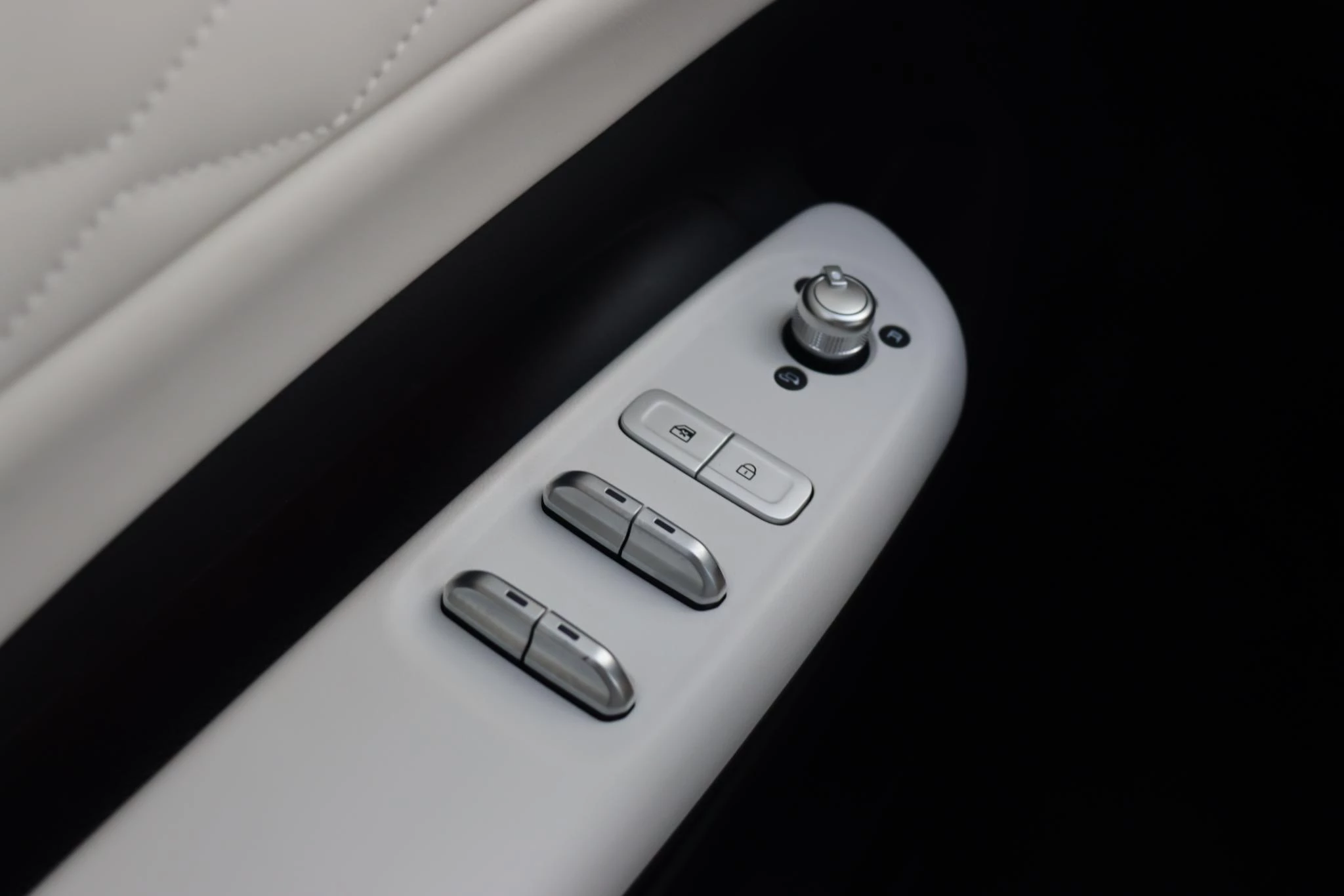Hoofdafbeelding Dongfeng Box