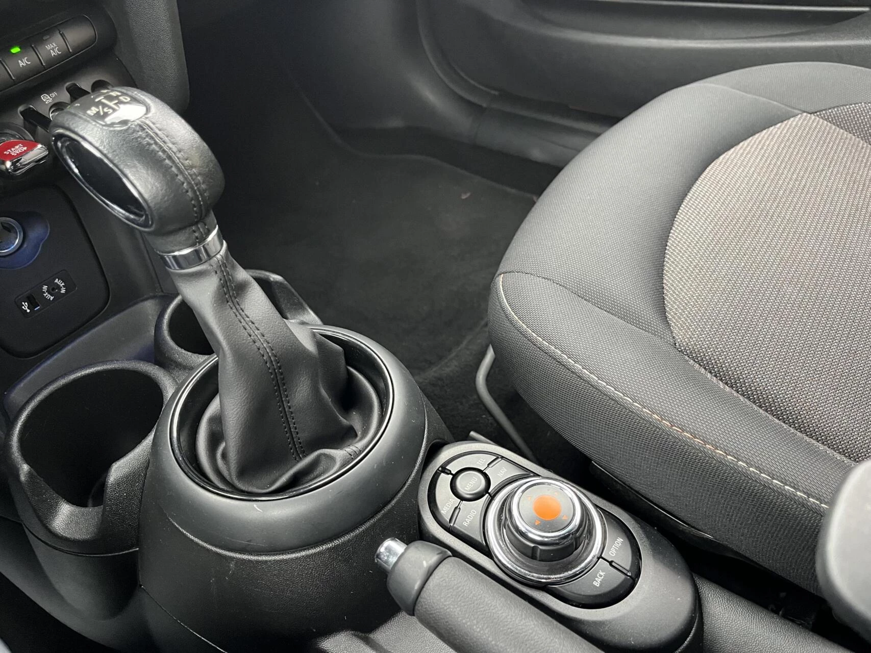 Hoofdafbeelding MINI Cooper Cabrio