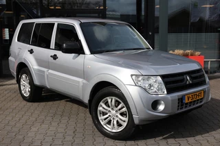 Mitsubishi Pajero 3.2 DID 5DRS A/T VAN