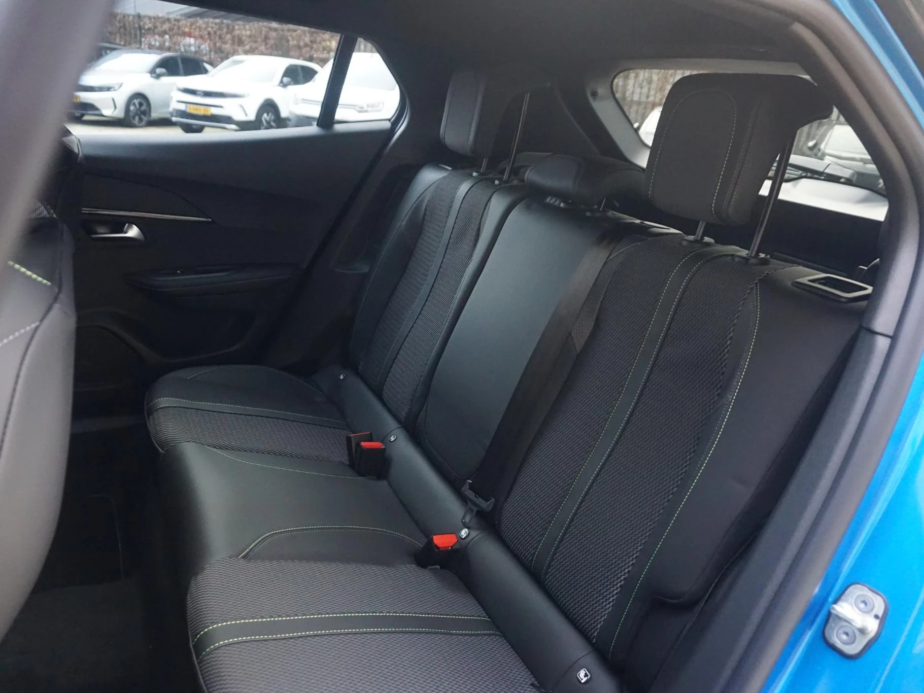 Hoofdafbeelding Peugeot e-2008