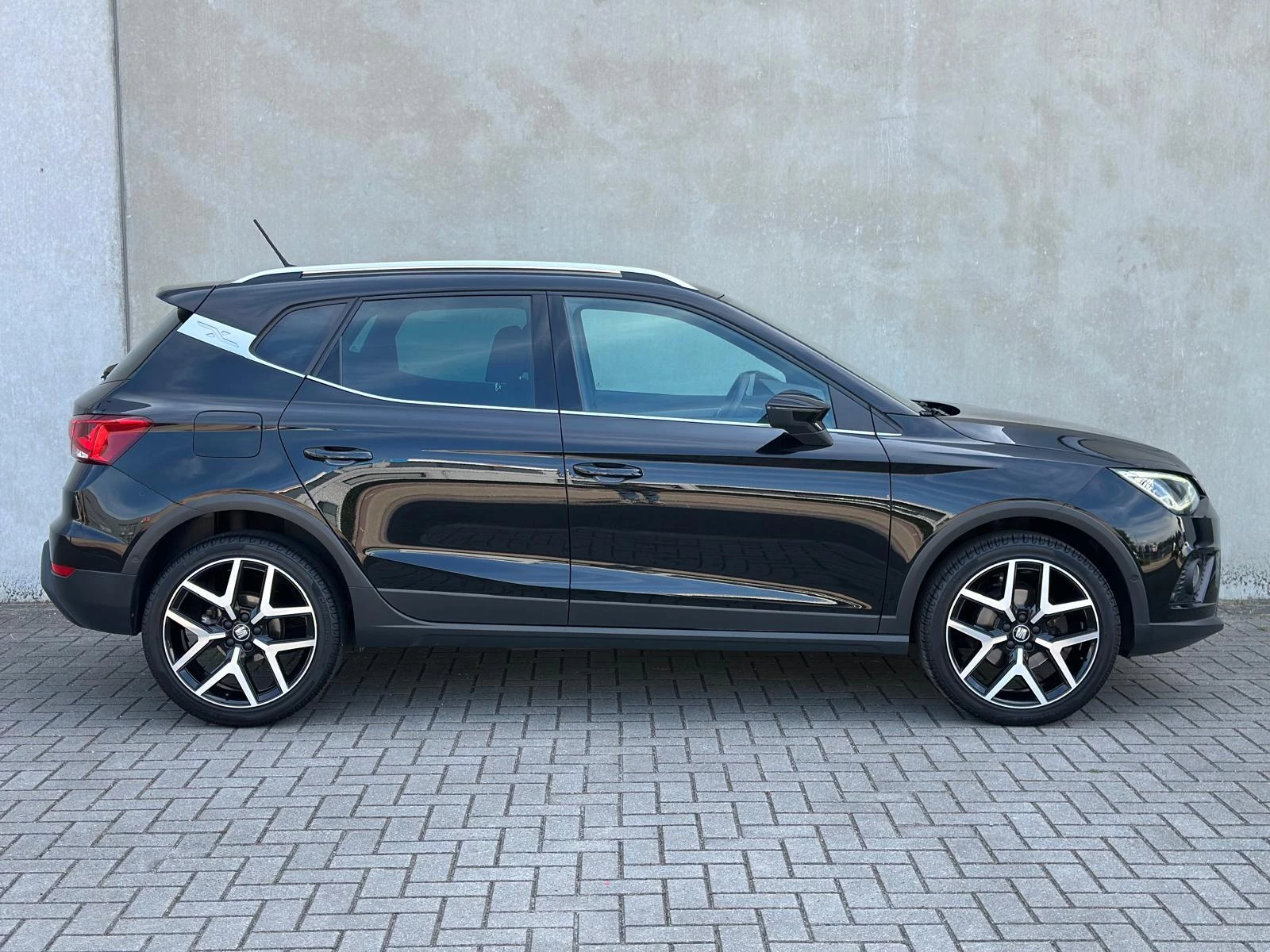 Hoofdafbeelding SEAT Arona