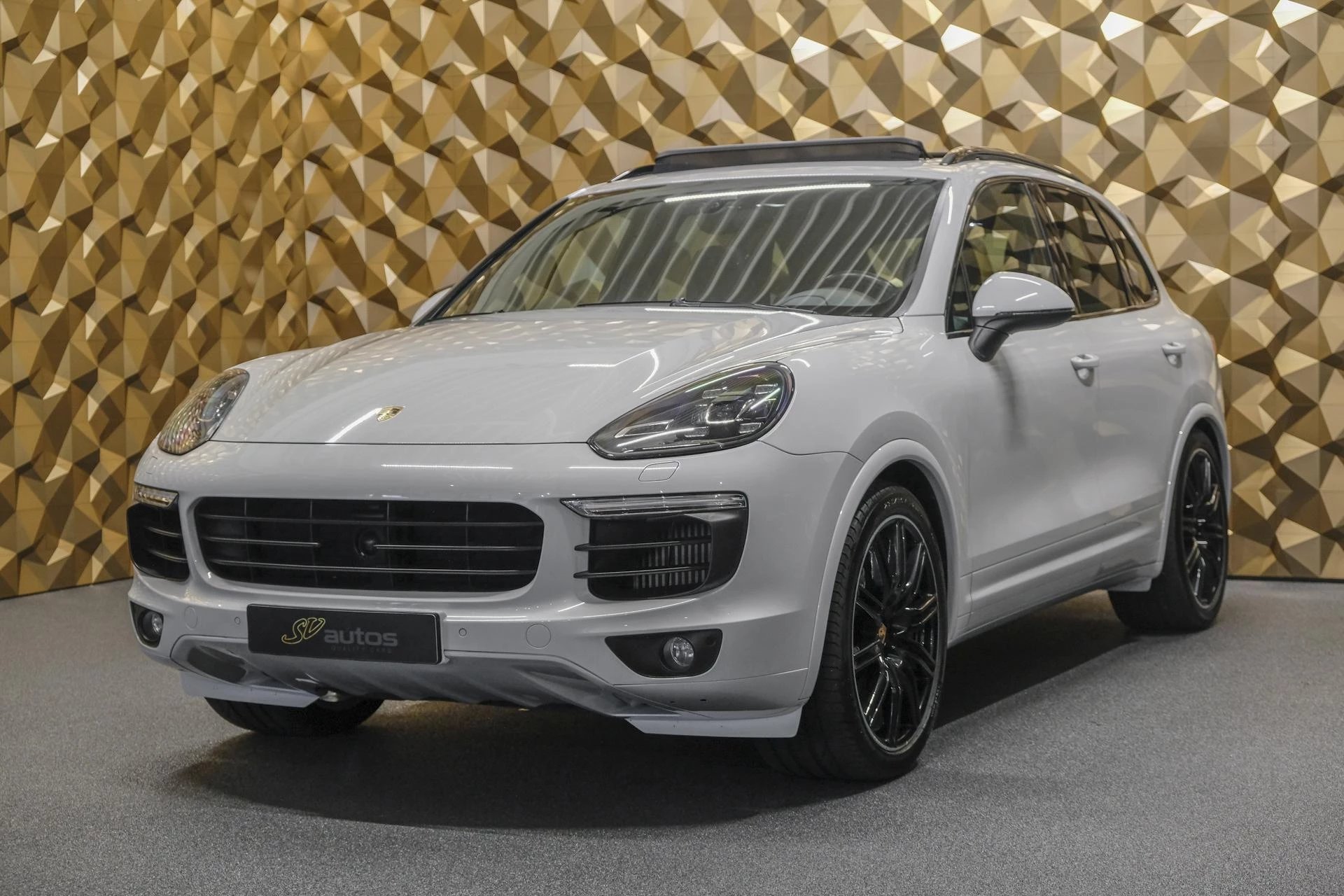 Hoofdafbeelding Porsche Cayenne