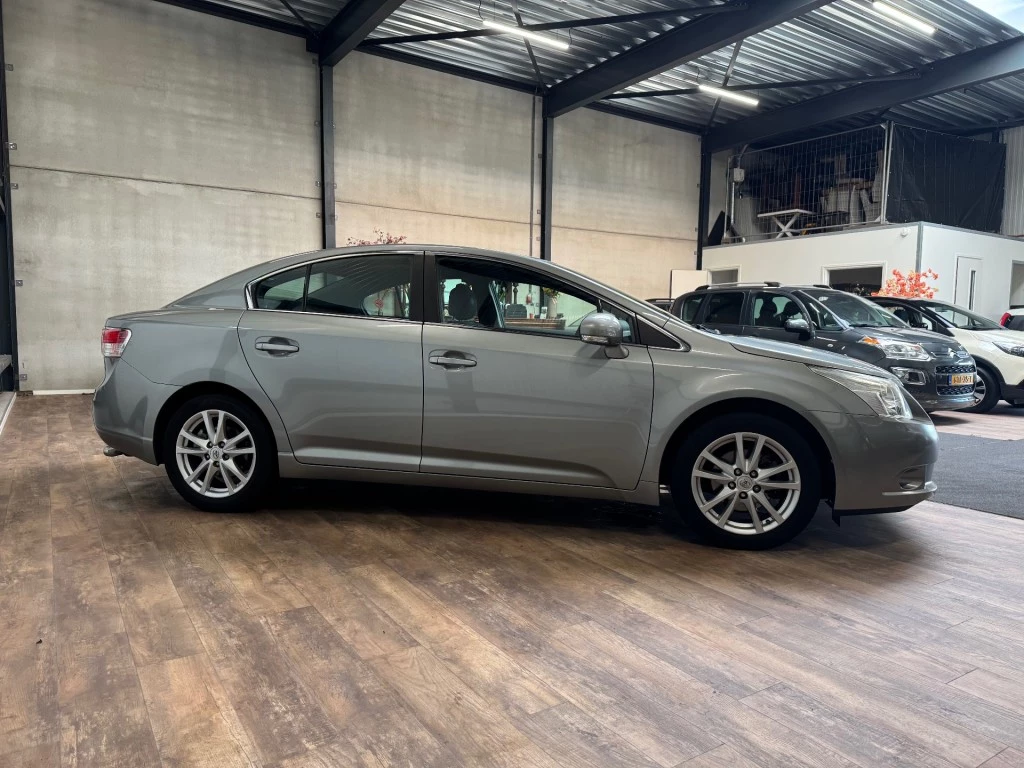 Hoofdafbeelding Toyota Avensis